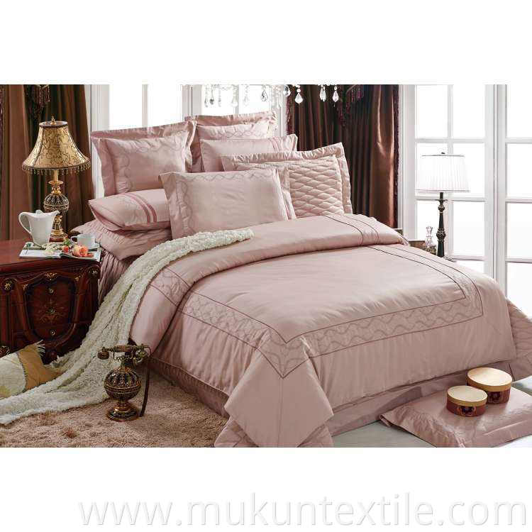  Cotton Embroidery Bedding Set